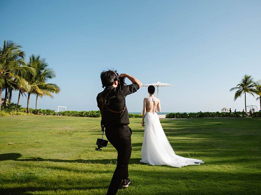 Truong, founder of TIMO Wedding