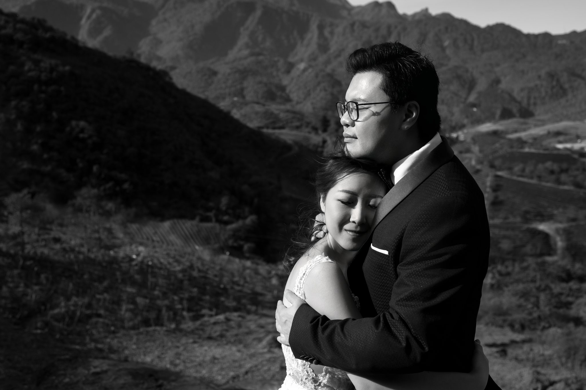 Sapa Pre-Wedding & Engagement Photos: Karen & Wilson's Cherry Blossom Love Story