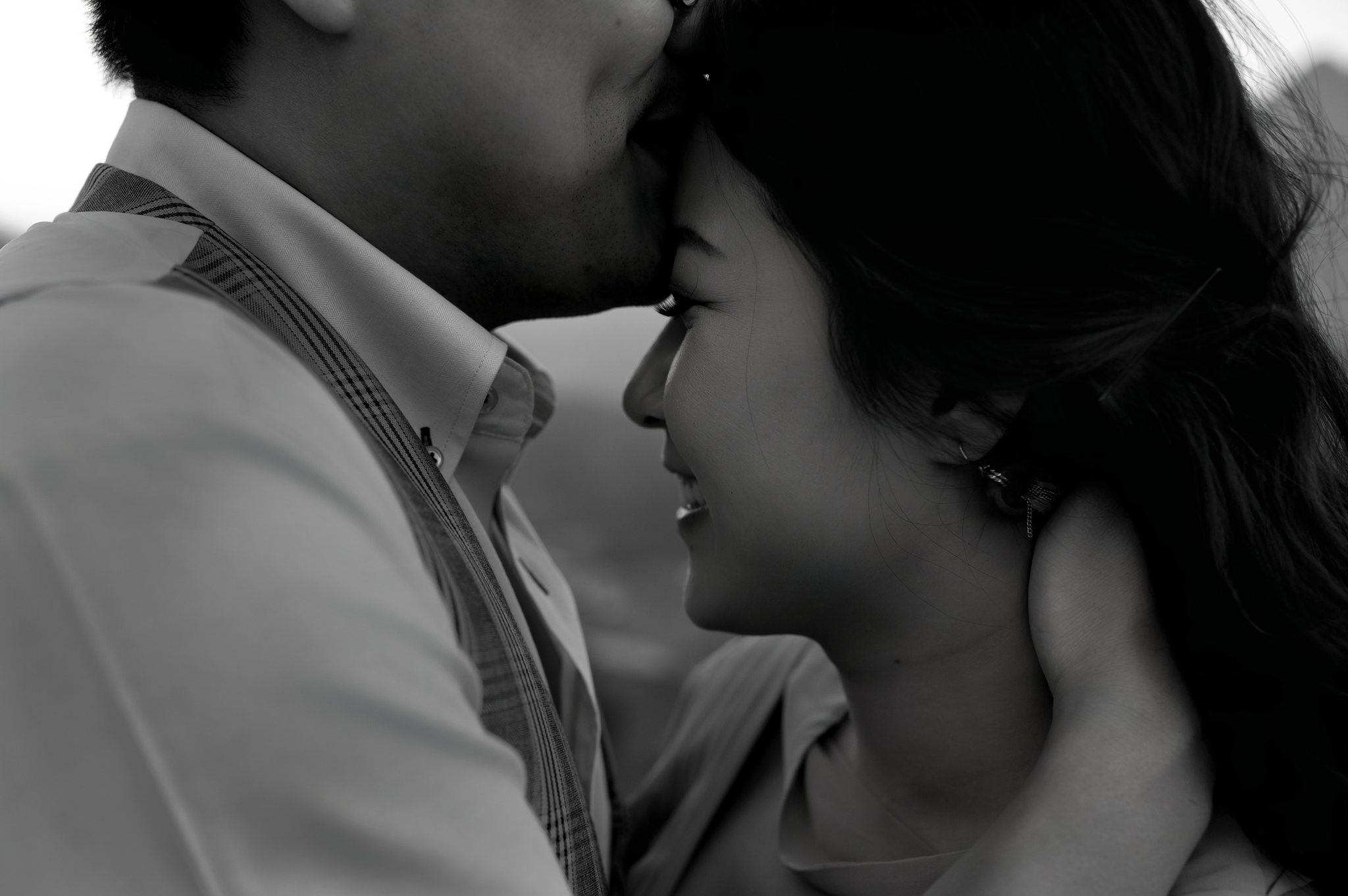 Sapa Pre-Wedding & Engagement Photos: Karen & Wilson's Cherry Blossom Love Story