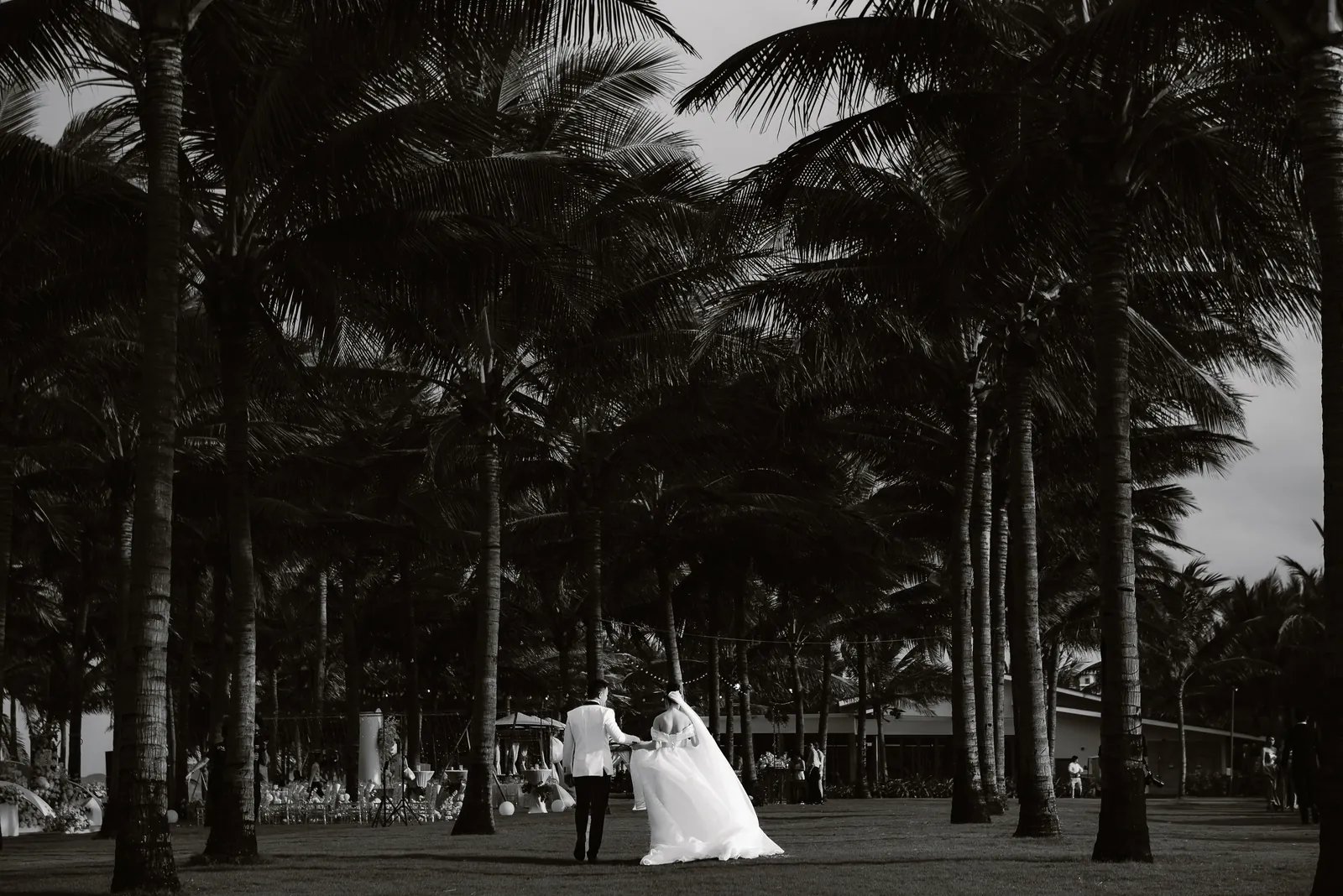 A Destination Beach Wedding at Mövenpick Resort Cam Ranh, Nha Trang | Long & Hà
