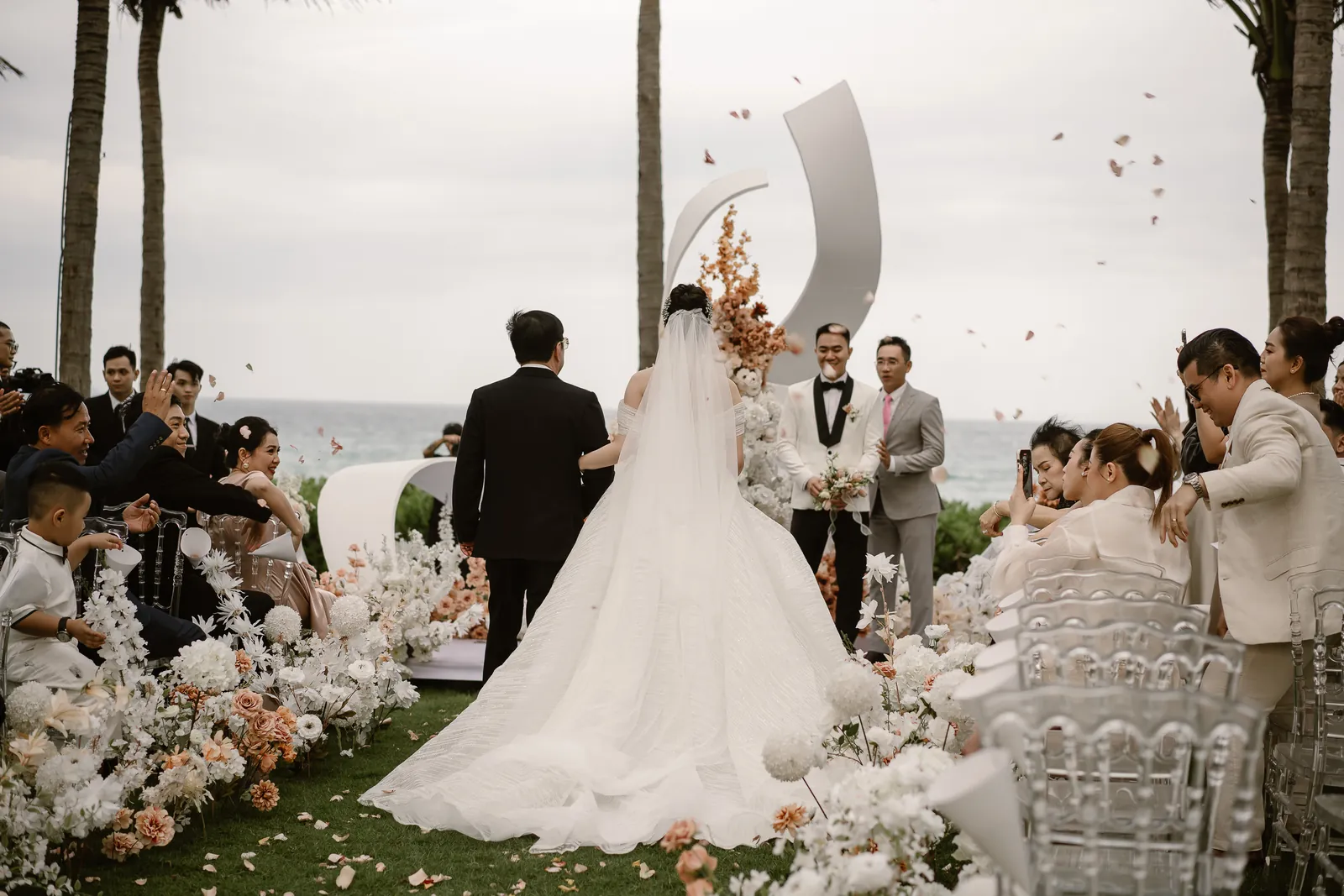 A Destination Beach Wedding at Mövenpick Resort Cam Ranh, Nha Trang | Long & Hà