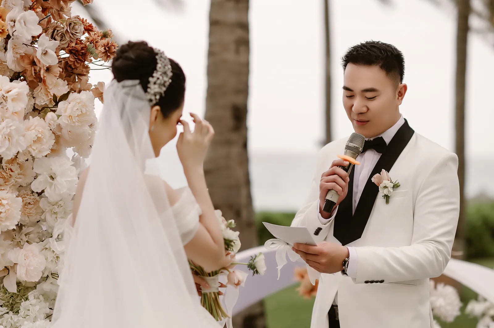A Destination Beach Wedding at Mövenpick Resort Cam Ranh, Nha Trang | Long & Hà
