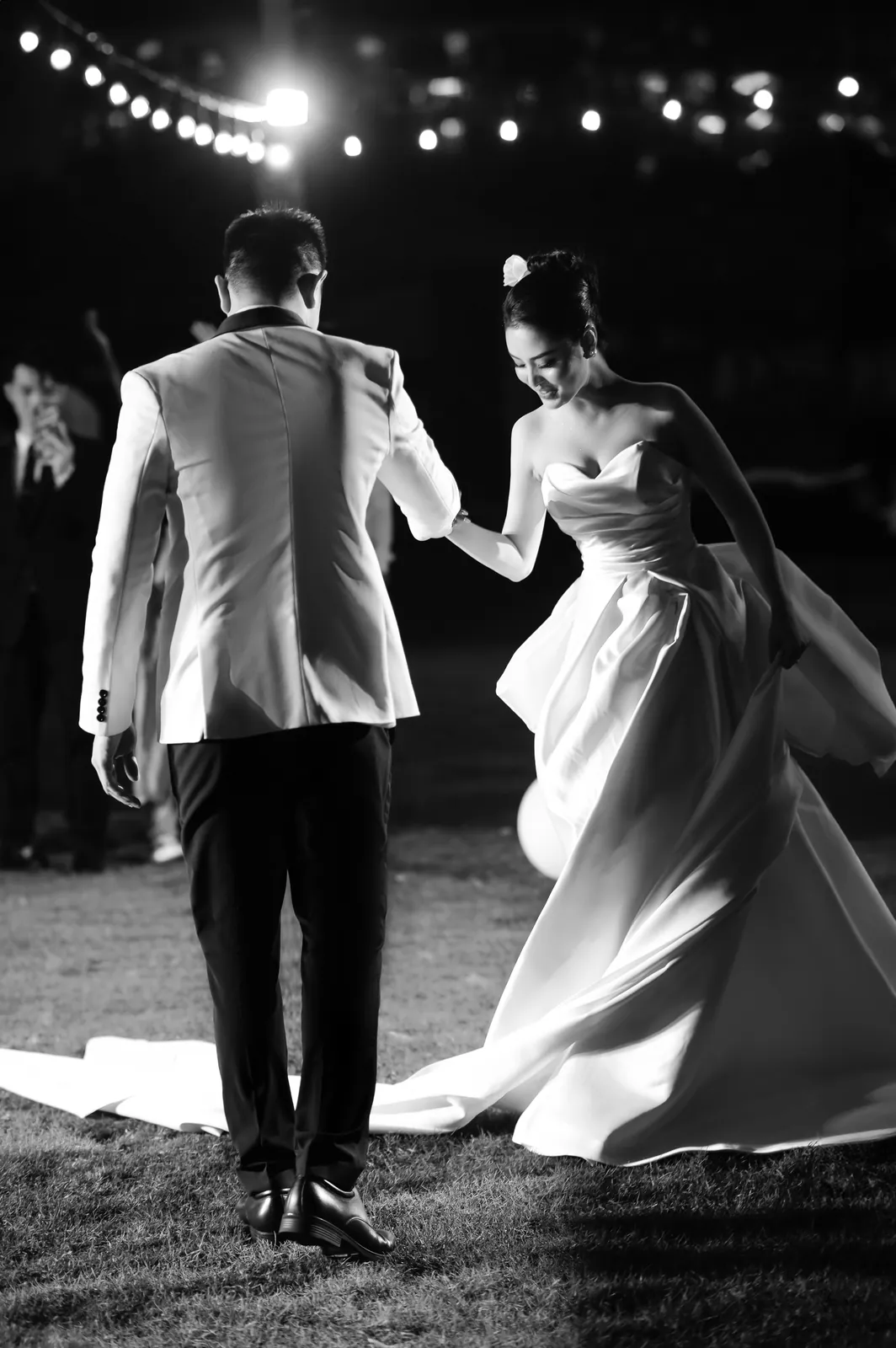 A Destination Beach Wedding at Mövenpick Resort Cam Ranh, Nha Trang | Long & Hà