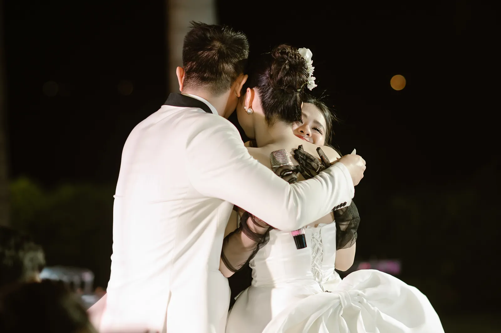 A Destination Beach Wedding at Mövenpick Resort Cam Ranh, Nha Trang | Long & Hà