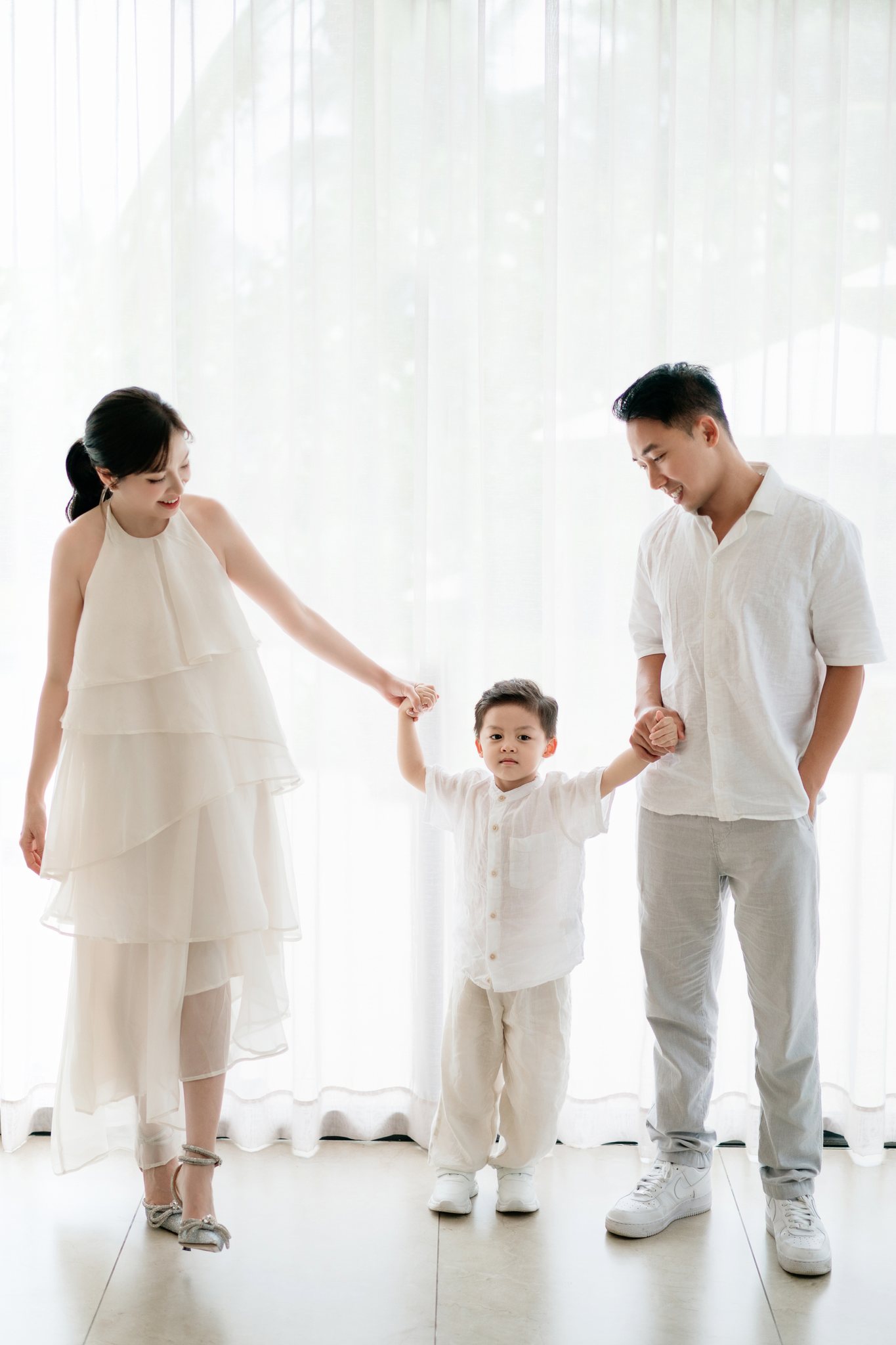 Melia Ho Tram Family & Engagement Photoshoot: A Beach Resort Session Near Saigon (Tim & Hai Anh)