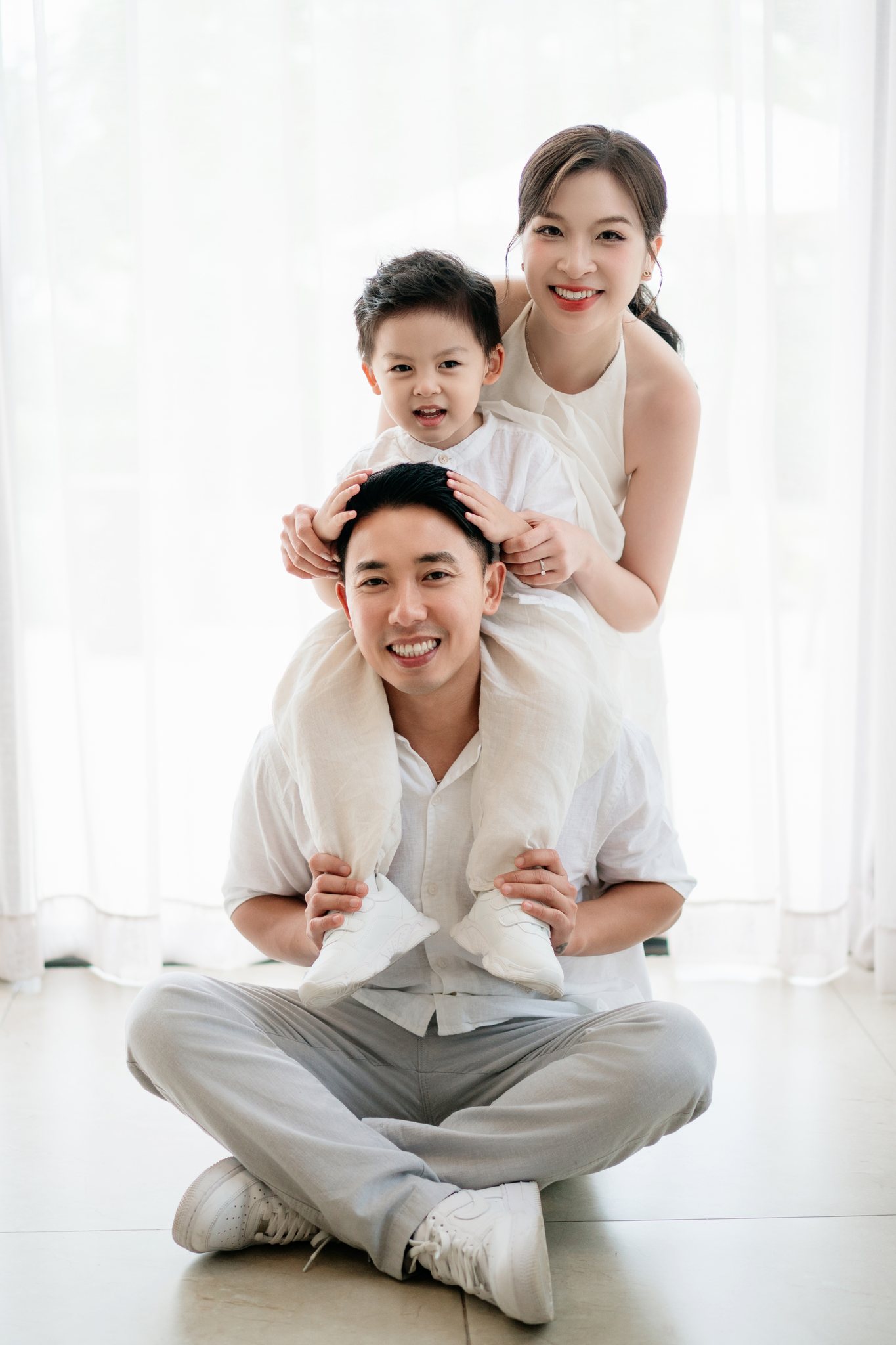 Melia Ho Tram Family & Engagement Photoshoot: A Beach Resort Session Near Saigon (Tim & Hai Anh)