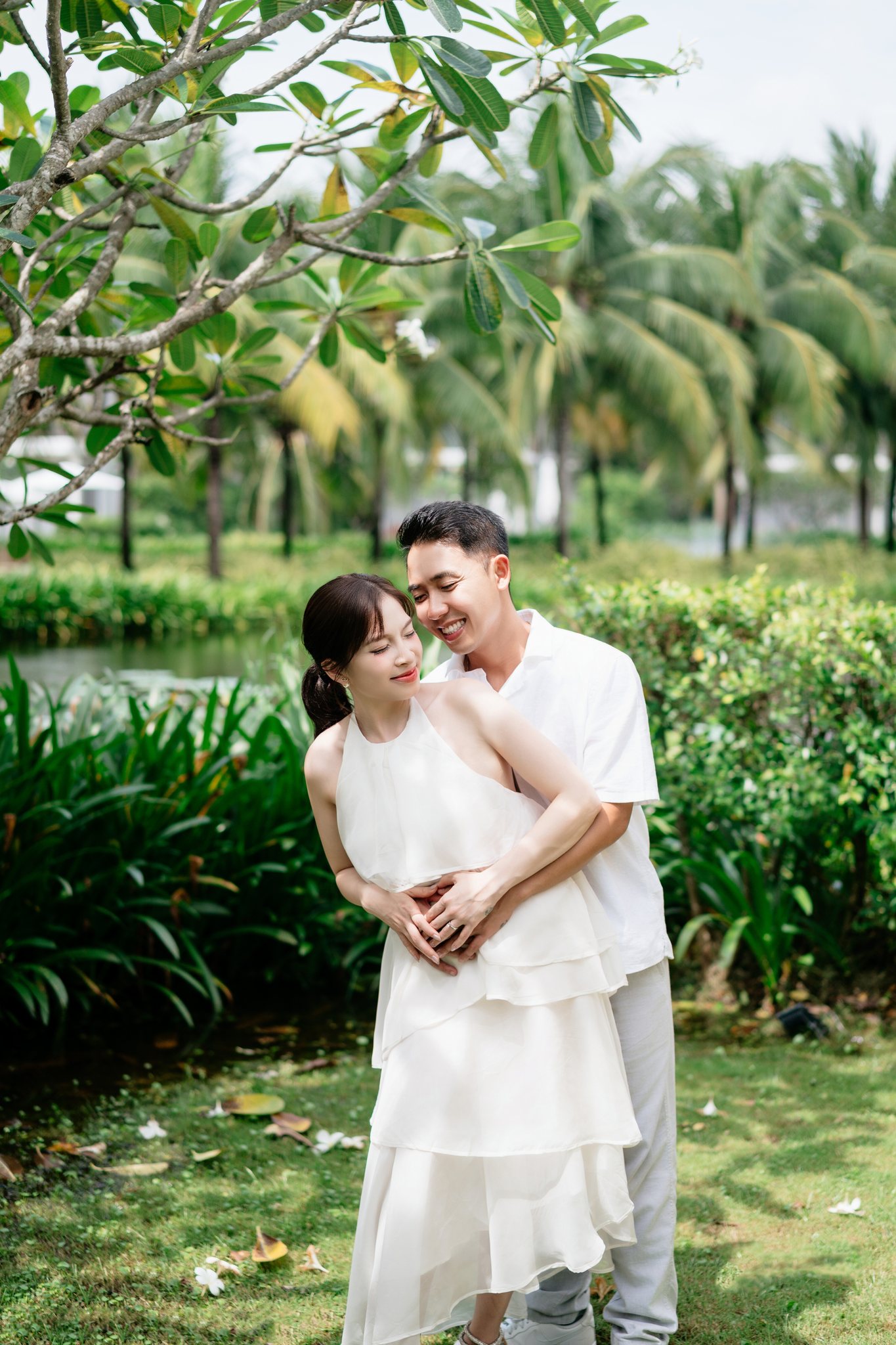 Melia Ho Tram Family & Engagement Photoshoot: A Beach Resort Session Near Saigon (Tim & Hai Anh)