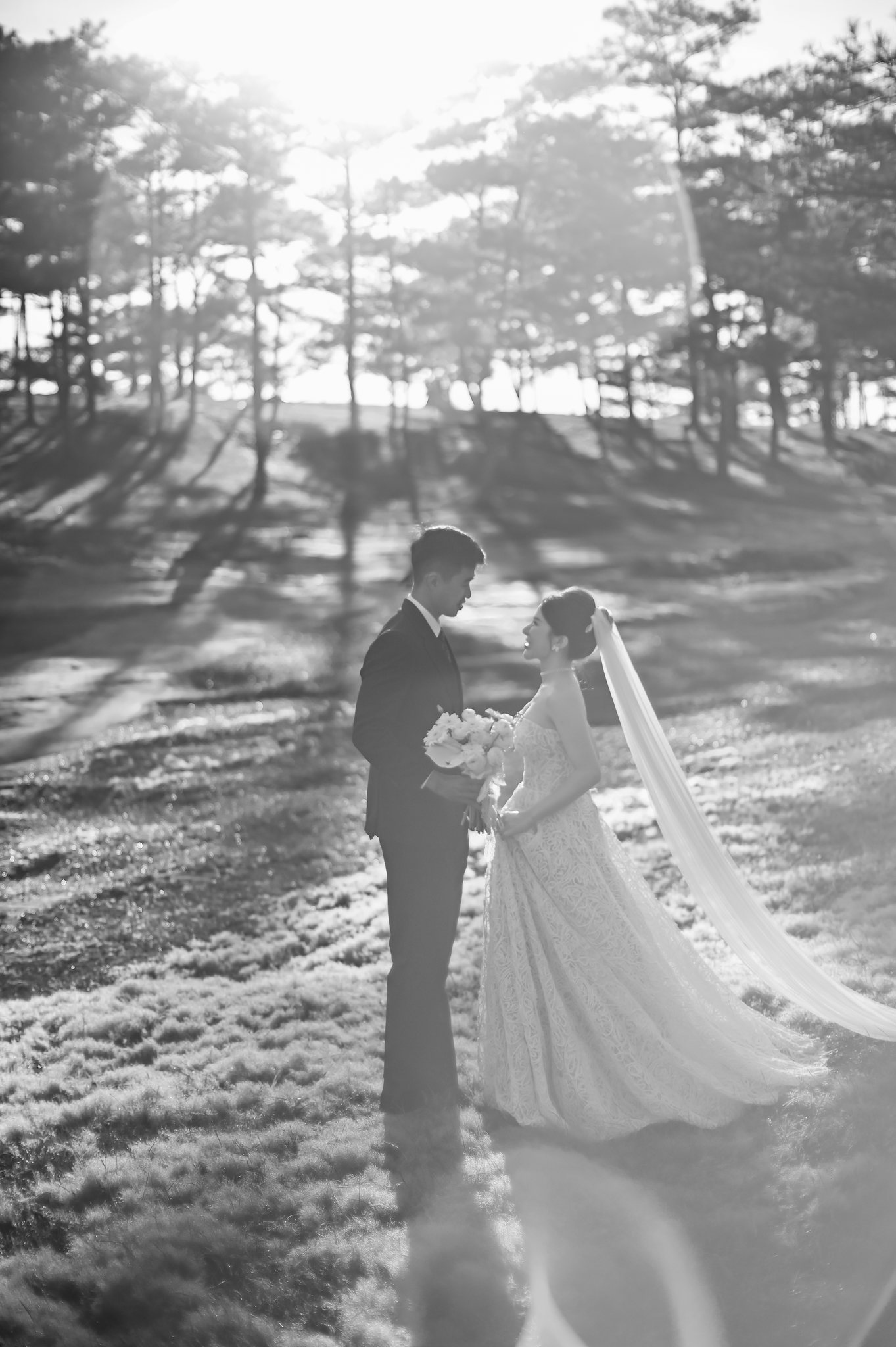 Phuong Anh & Thai: A Misty Pine Forest Pre-Wedding & Engagement Shoot in Da Lat