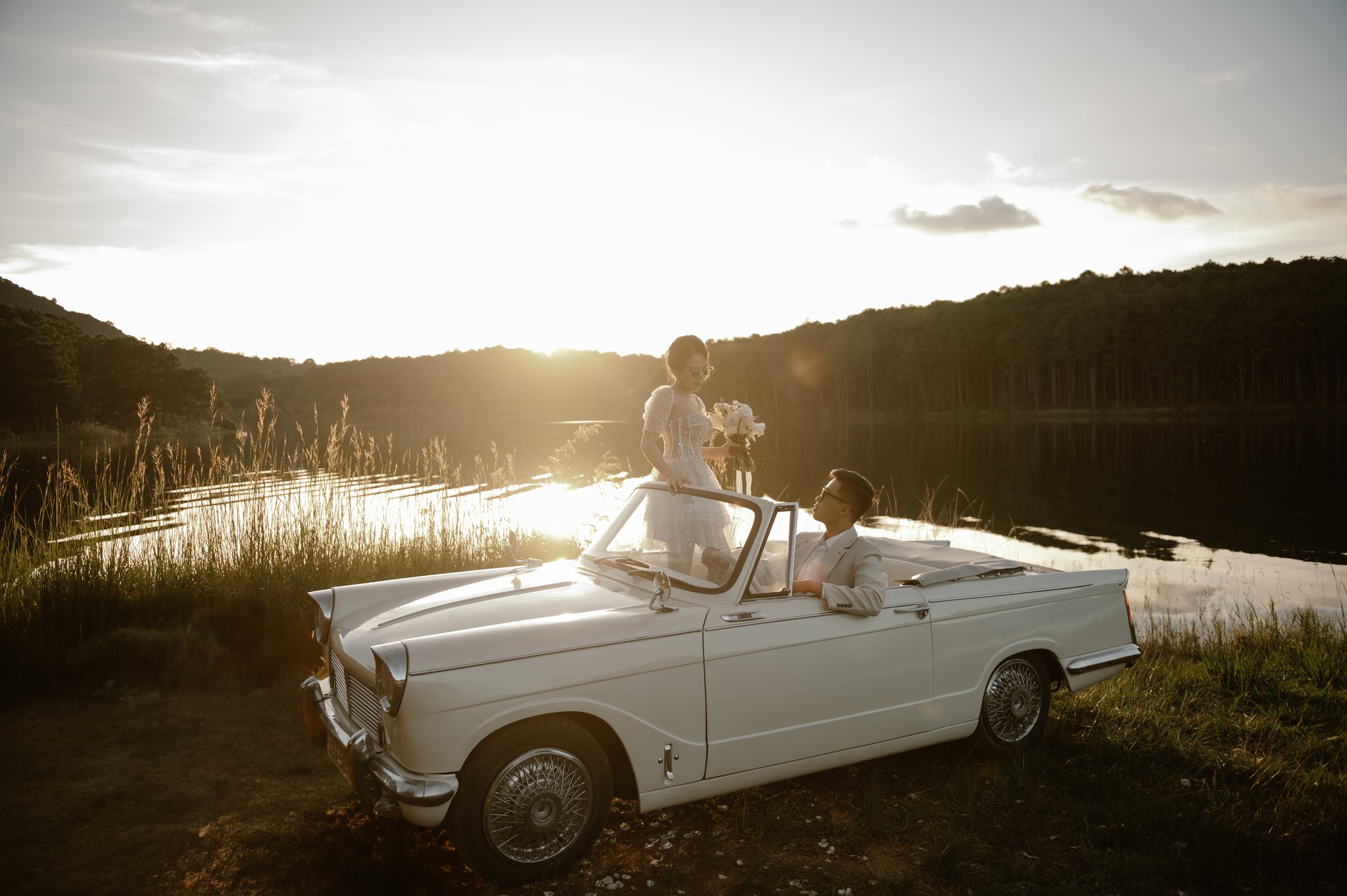 Phuong Anh & Thai: A Misty Pine Forest Pre-Wedding & Engagement Shoot in Da Lat