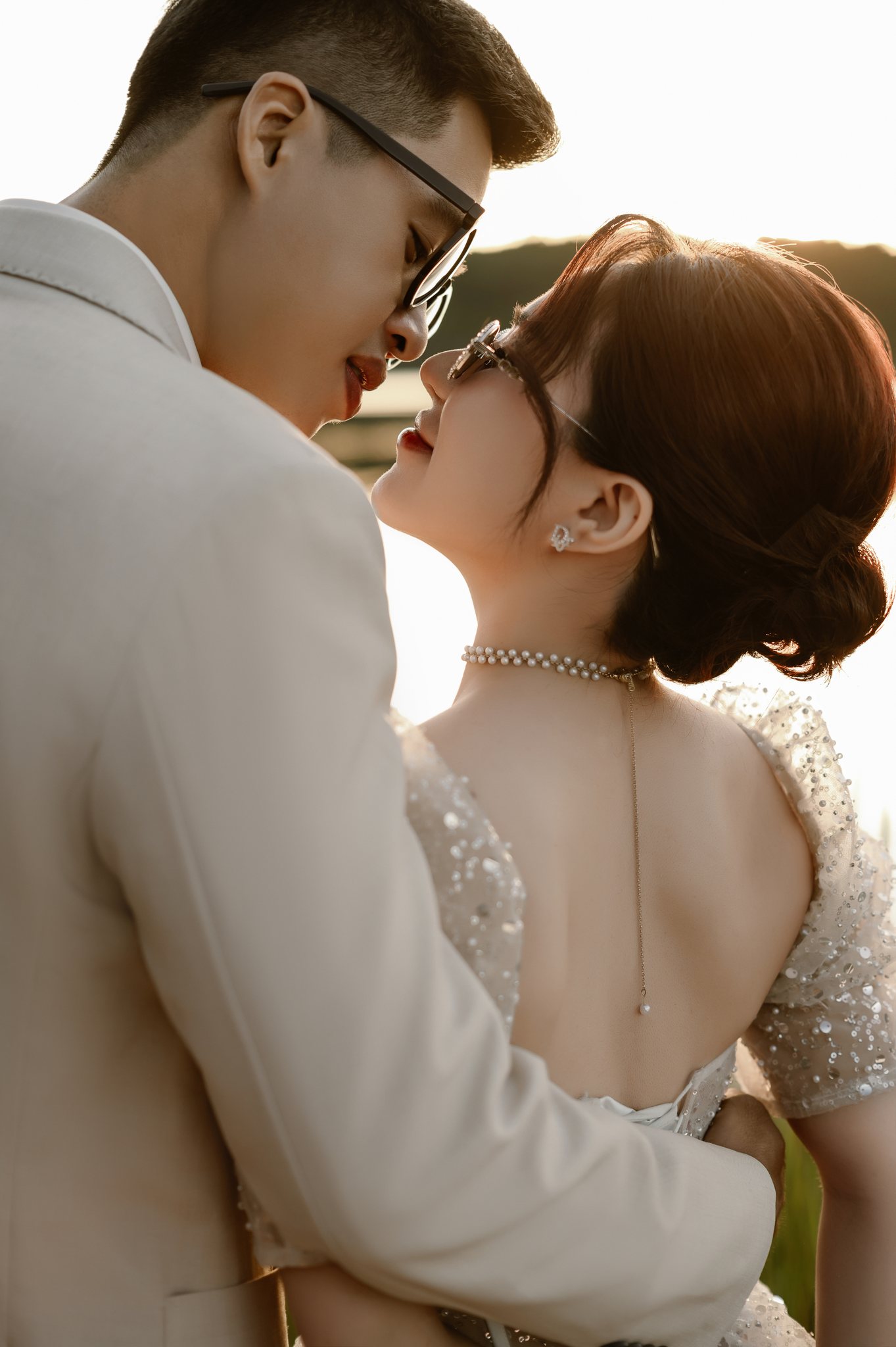 Phuong Anh & Thai: A Misty Pine Forest Pre-Wedding & Engagement Shoot in Da Lat