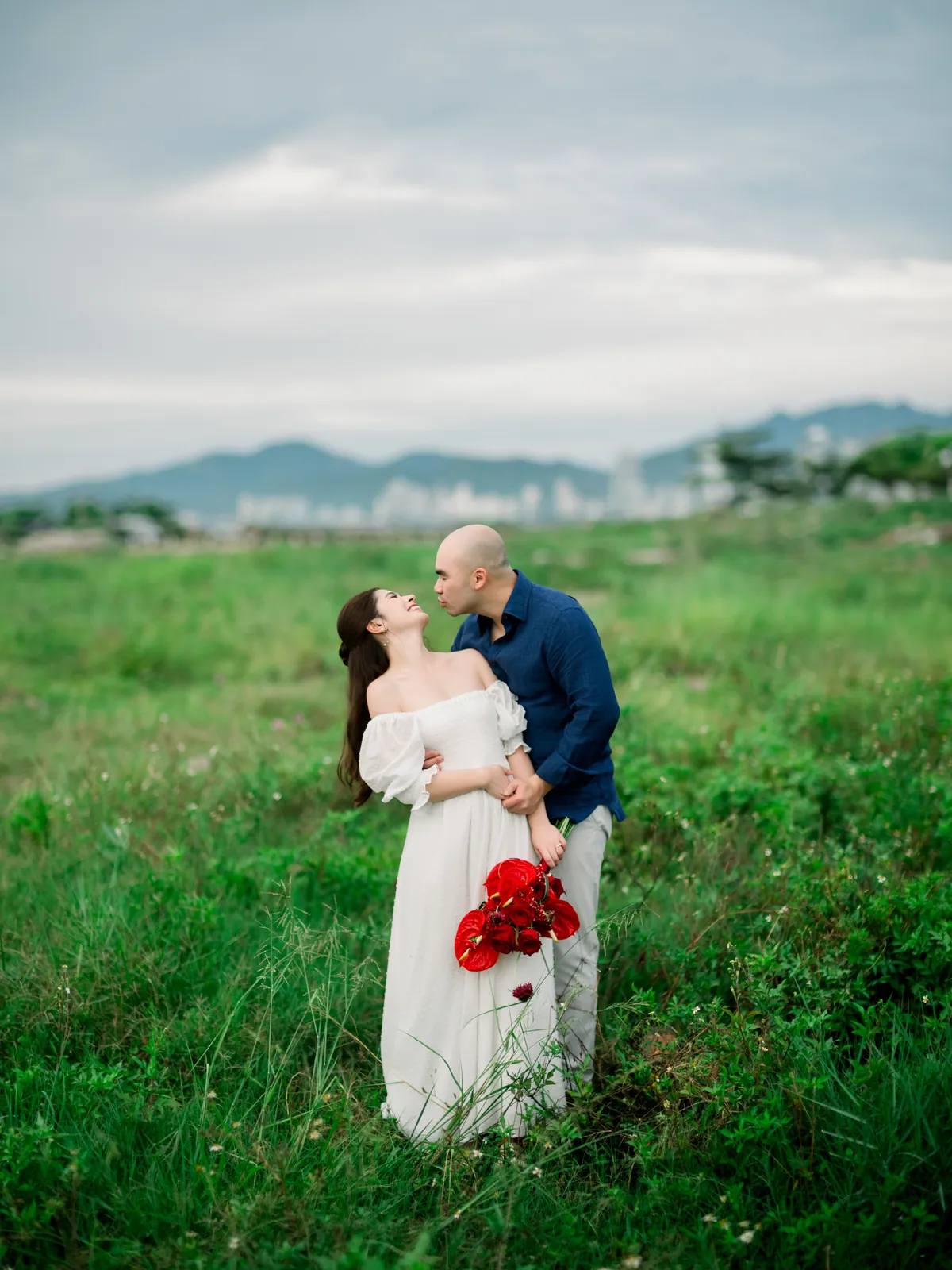 A Sunset Pre-Wedding at L'Alya Ninh Van Bay, Nha Trang | Stephanie & Dung