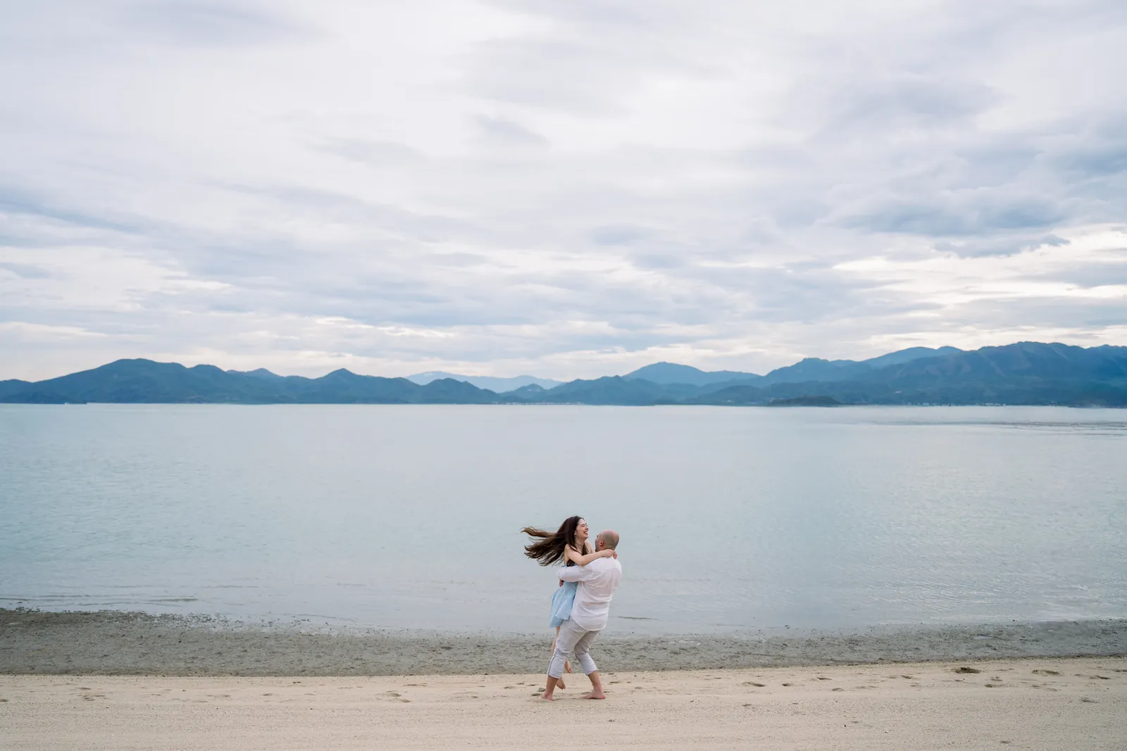 A Sunset Pre-Wedding at L'Alya Ninh Van Bay, Nha Trang | Stephanie & Dung