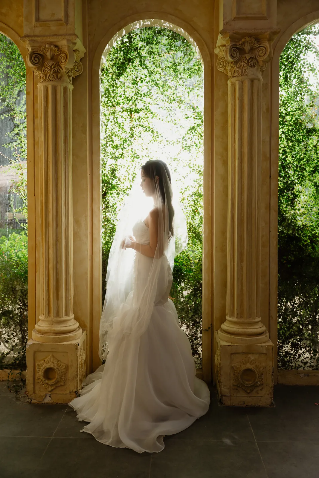 A Saigon Pre-Wedding in Three Scenes: Dream Garden, the City Museum and the Thu Thiem Rooftop | Thịnh & Tuyền