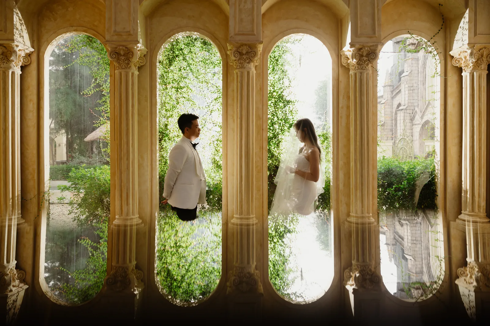 A Saigon Pre-Wedding in Three Scenes: Dream Garden, the City Museum and the Thu Thiem Rooftop | Thịnh & Tuyền
