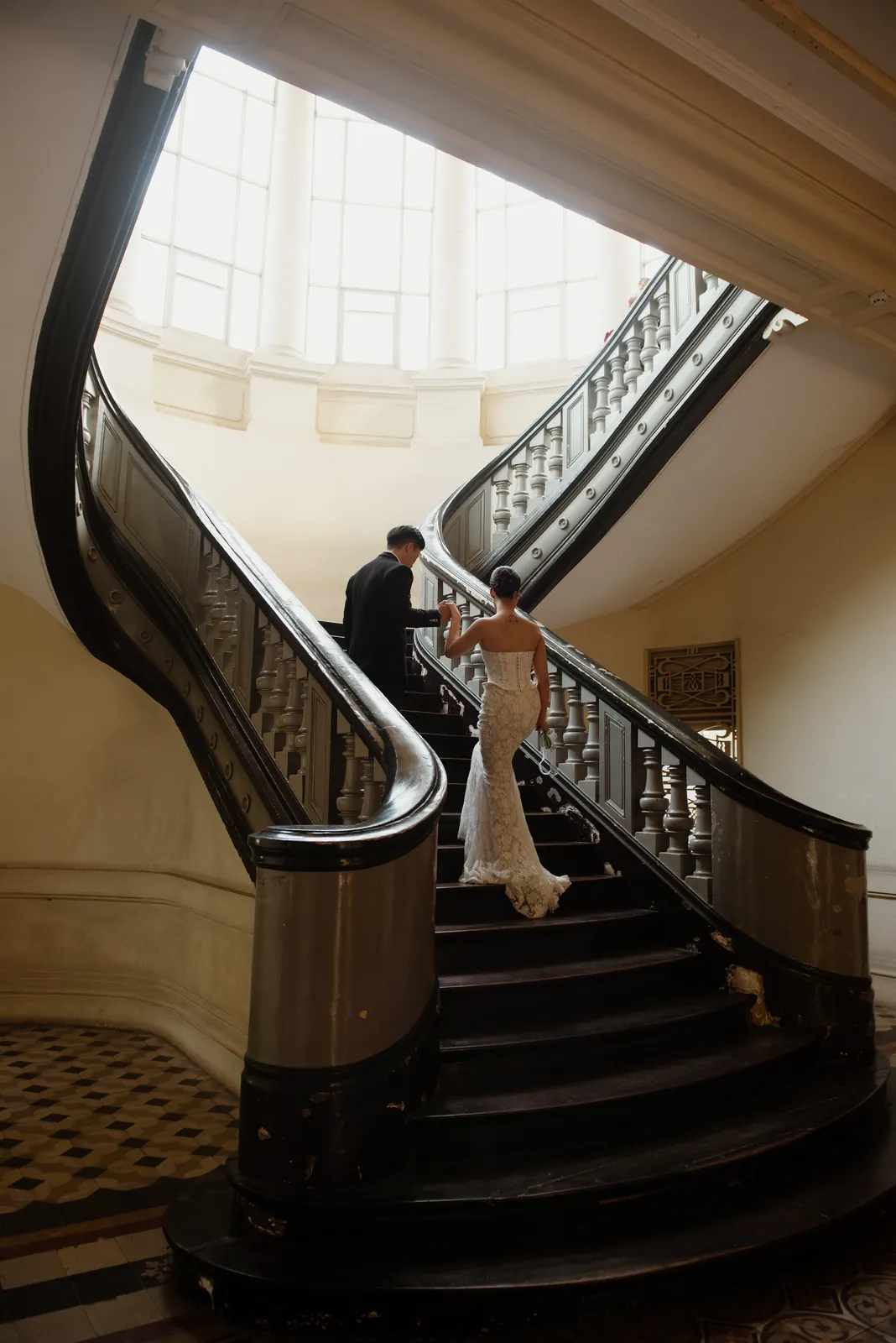 A Saigon Pre-Wedding in Three Scenes: Dream Garden, the City Museum and the Thu Thiem Rooftop | Thịnh & Tuyền
