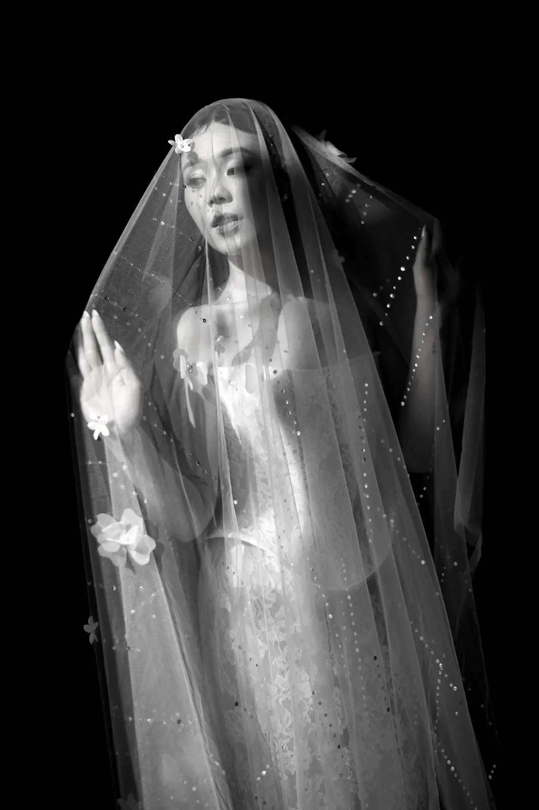 A veil moment in the classic interior.