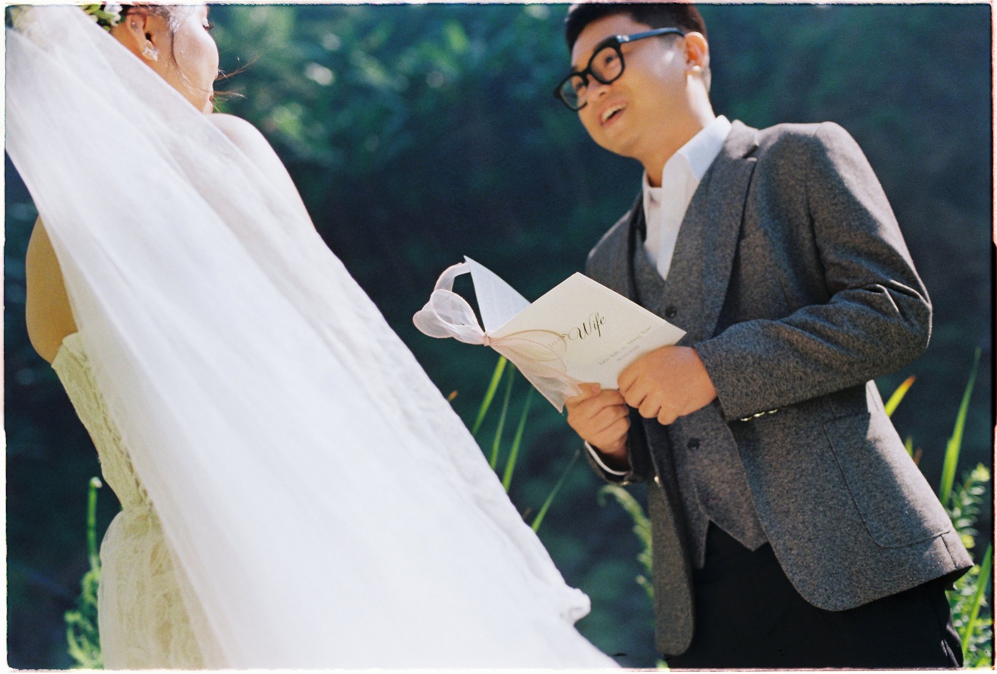 A Da Lat Waterfall Elopement on 35mm Film — Tiến Anh & Trân's Private Vow Ceremony at Liêng Chi Nha & Suối Tía