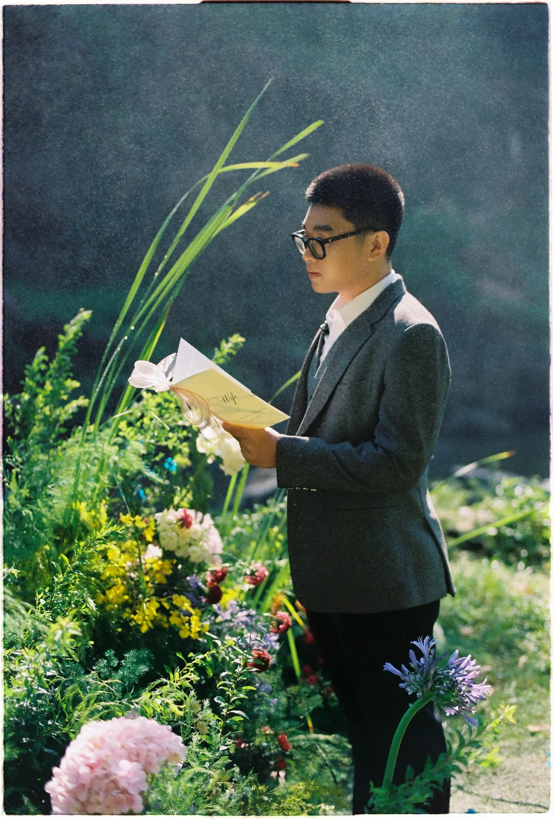 A Da Lat Waterfall Elopement on 35mm Film: Tiến Anh & Trân's Private Vow Ceremony at Liêng Chi Nha & Suối Tía