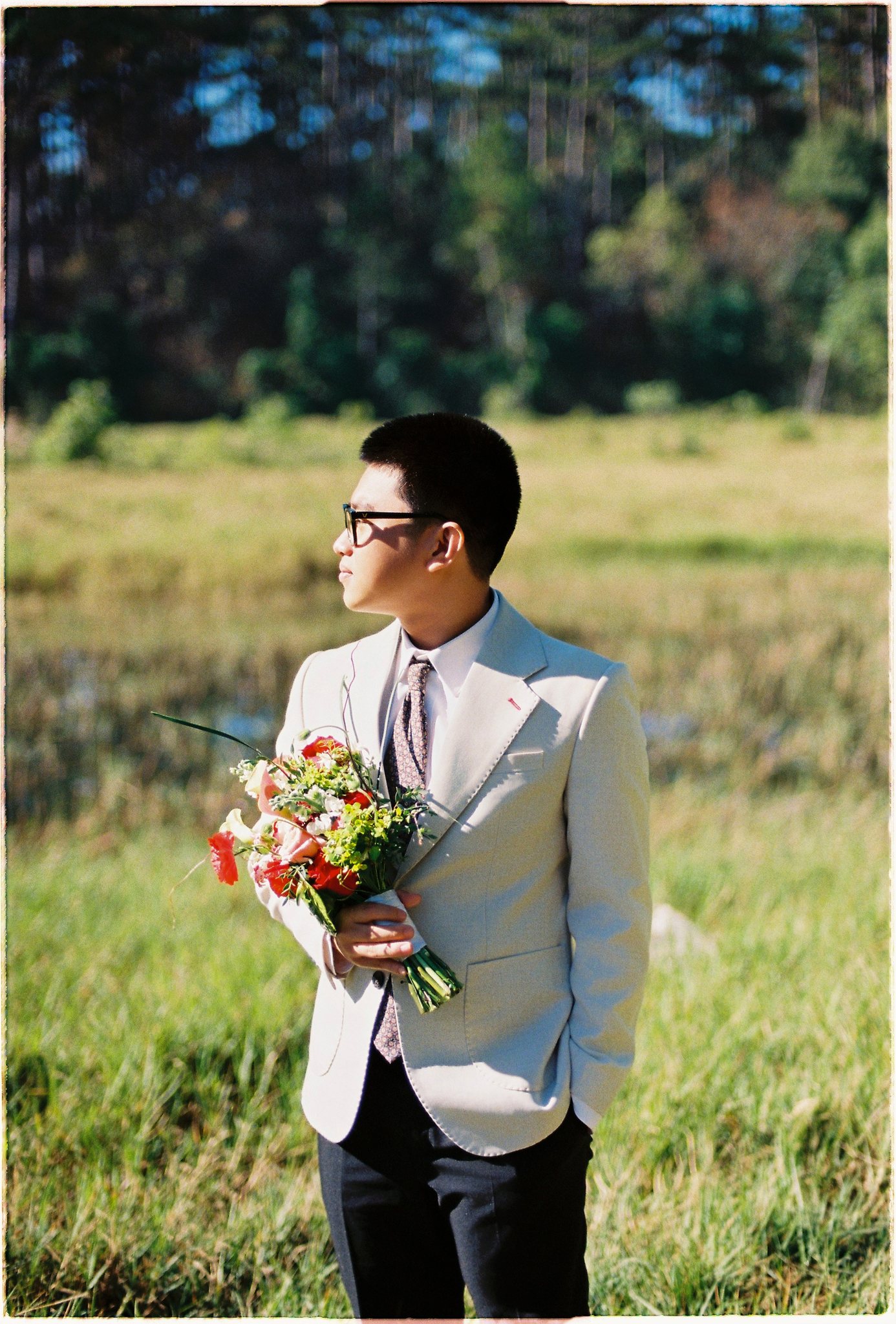 A Da Lat Waterfall Elopement on 35mm Film — Tiến Anh & Trân's Private Vow Ceremony at Liêng Chi Nha & Suối Tía