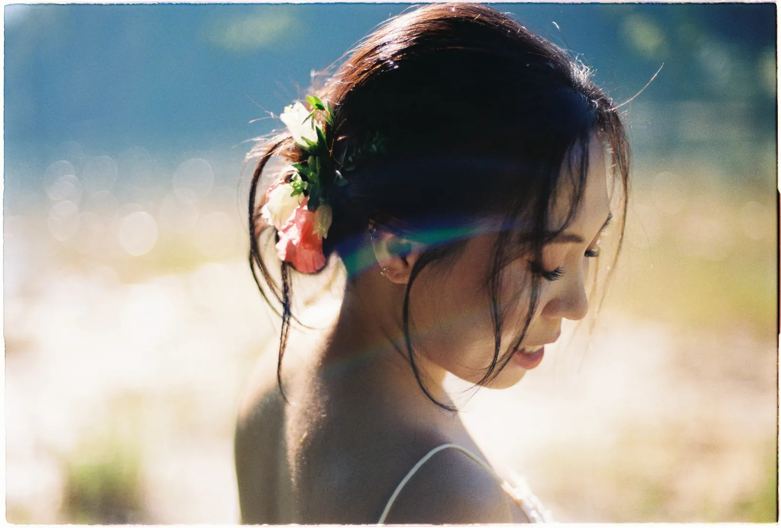 A Da Lat Waterfall Elopement on 35mm Film: Tiến Anh & Trân's Private Vow Ceremony at Liêng Chi Nha & Suối Tía