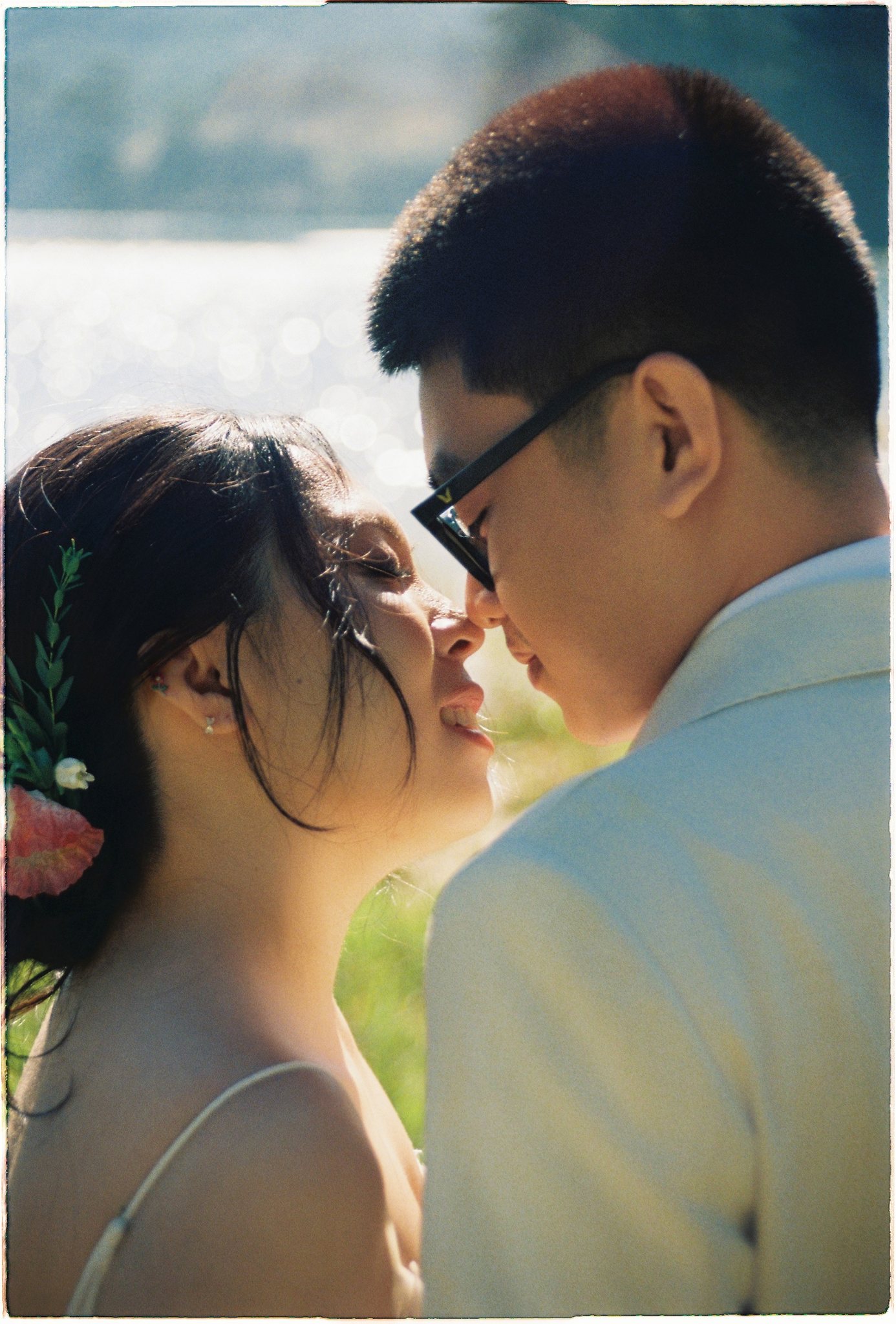 A Da Lat Waterfall Elopement on 35mm Film — Tiến Anh & Trân's Private Vow Ceremony at Liêng Chi Nha & Suối Tía