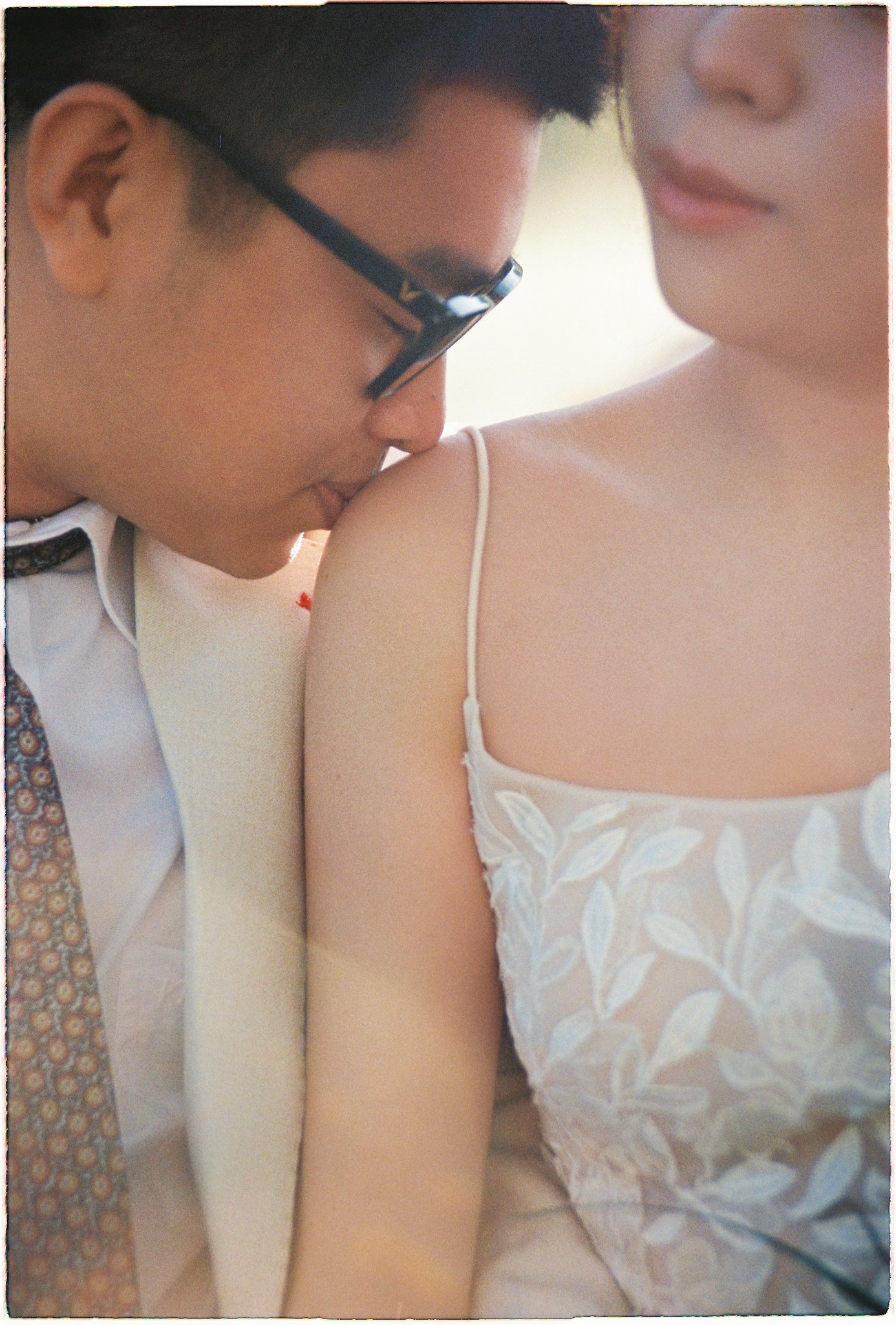 A Da Lat Waterfall Elopement on 35mm Film — Tiến Anh & Trân's Private Vow Ceremony at Liêng Chi Nha & Suối Tía