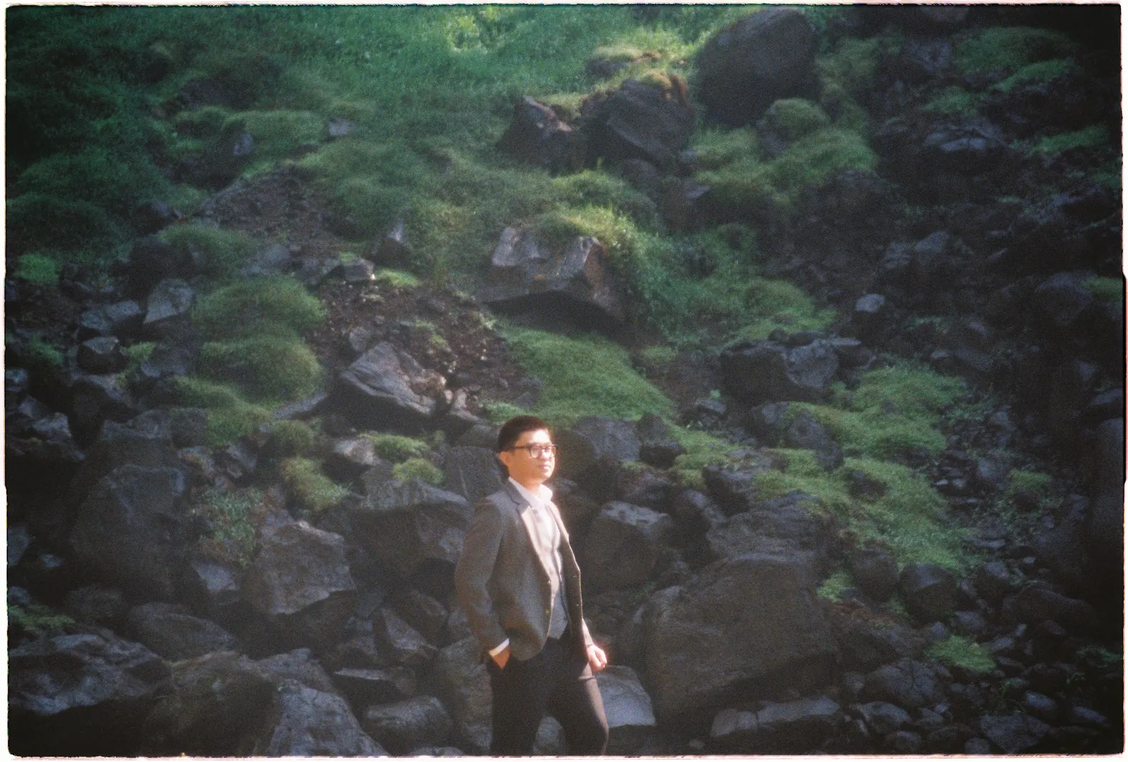 A Da Lat Waterfall Elopement on 35mm Film: Tiến Anh & Trân's Private Vow Ceremony at Liêng Chi Nha & Suối Tía