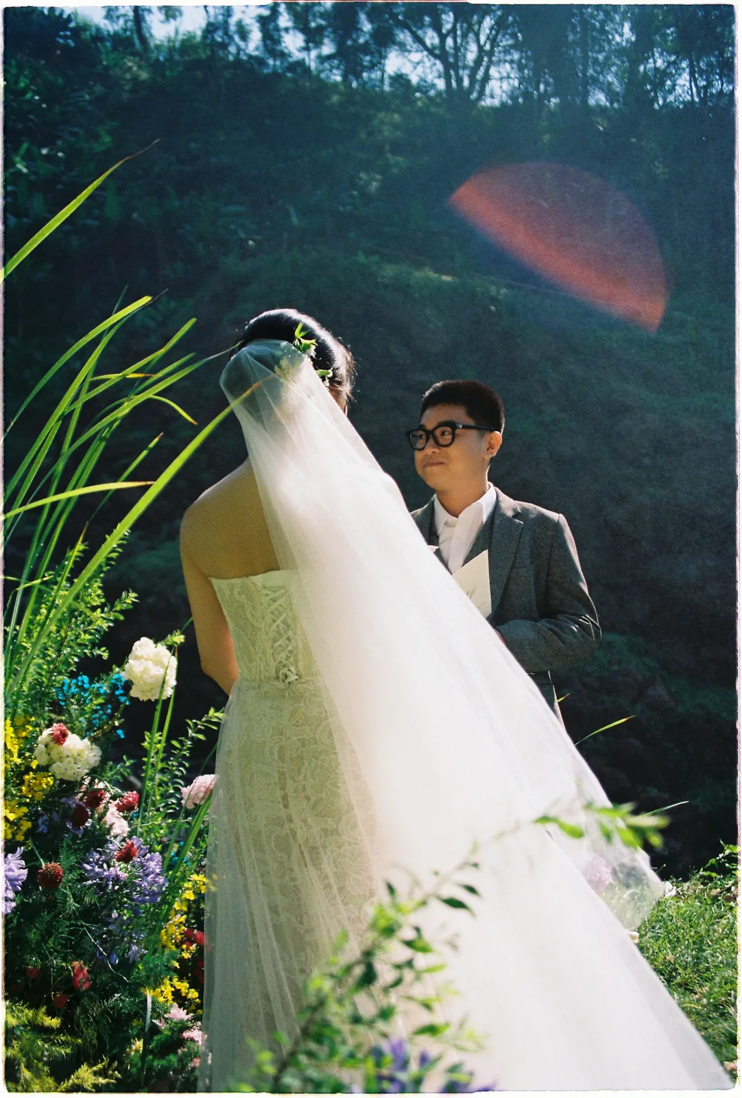 A Da Lat Waterfall Elopement on 35mm Film: Tiến Anh & Trân's Private Vow Ceremony at Liêng Chi Nha & Suối Tía