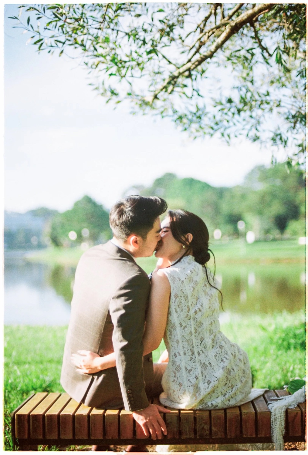 Lakeside pre-wedding in Da Lat, Vietnam