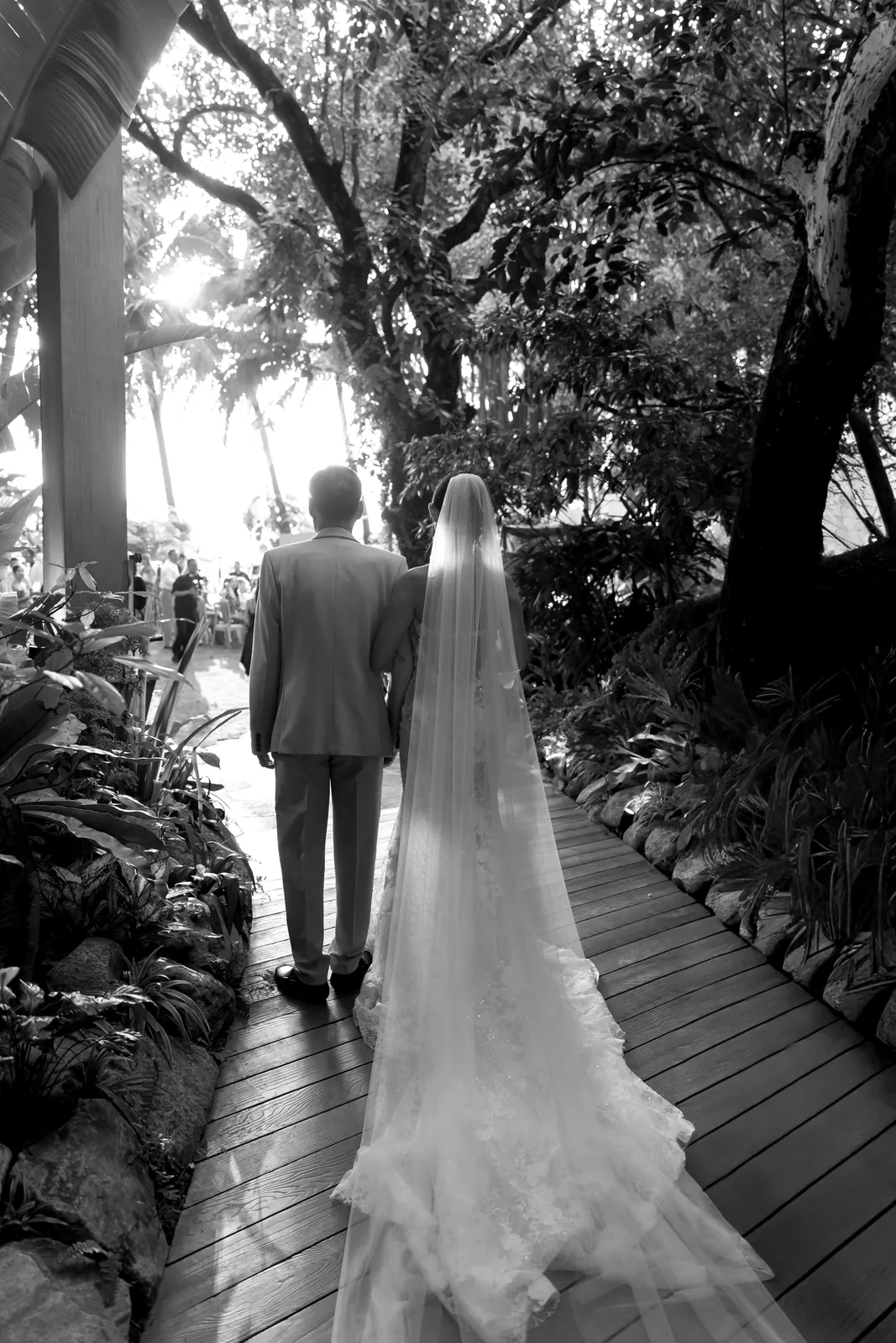 Jess & Emma: A Joyful Documentary Wedding at An Lam Retreats Saigon River